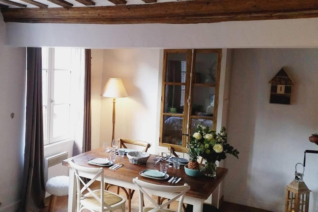 Une Pause Chez Julien, Appartement Lumineux Et Idealement Situe! Honfleur Kültér fotó